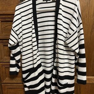 Jeanne Pierre Large 100% cotton black & white striped cardigan, has 2 pockets